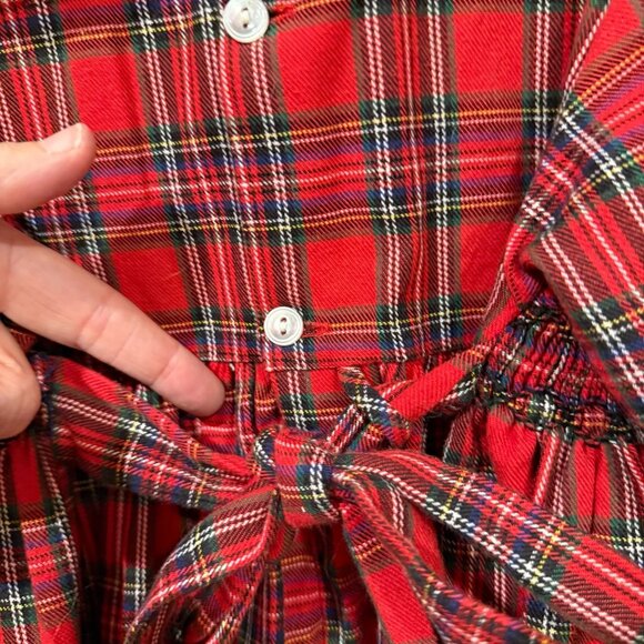 CC Bates Girls Red Plaid Smocked Dress With Black Velvet Collar size small - Picture 8 of 9